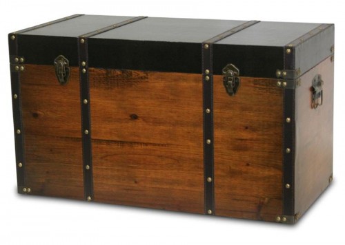 Classic wooden decoration trunk