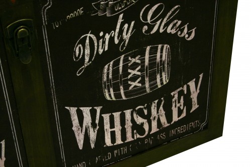 Whisky aus Holzstämmen
