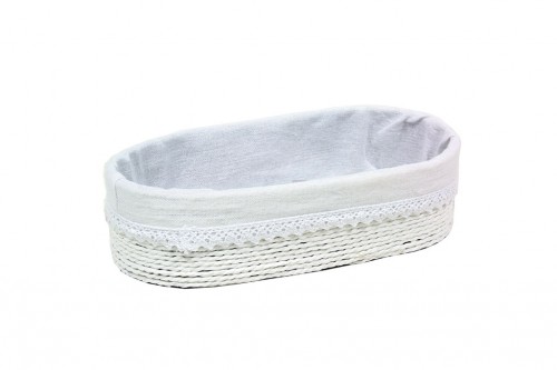 Ovaler Korb, weiße Papierstreifen mit weißem Tuch