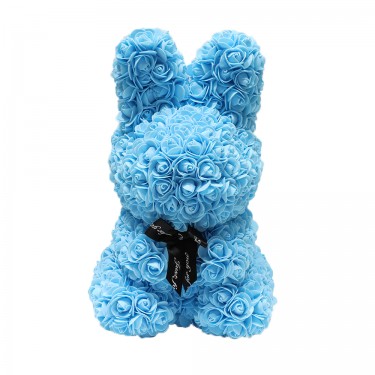 Conejo azul deco floral