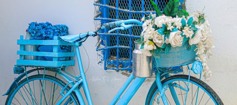Estilo mediterráneo con capazos y cestas en decoración veraniega