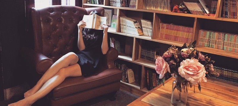 Cómo crear un rincón de lectura con decoración natural