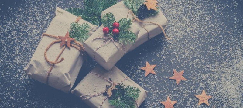 Cómo envolver regalos de Navidad de forma natural con materiales ecológicos