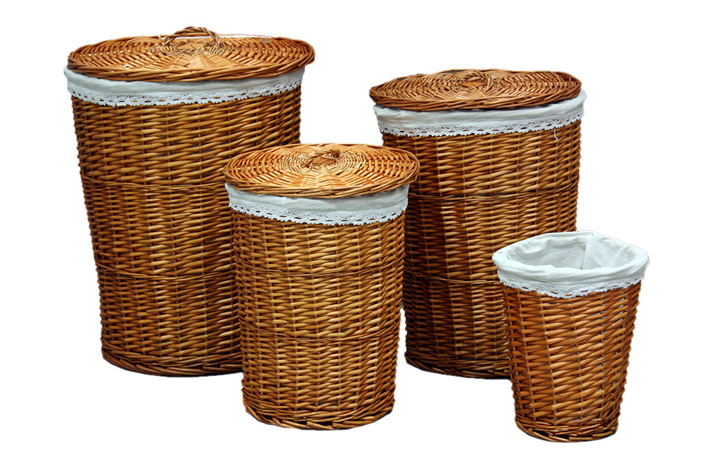 Cestas roperos de mimbre marron con papelera