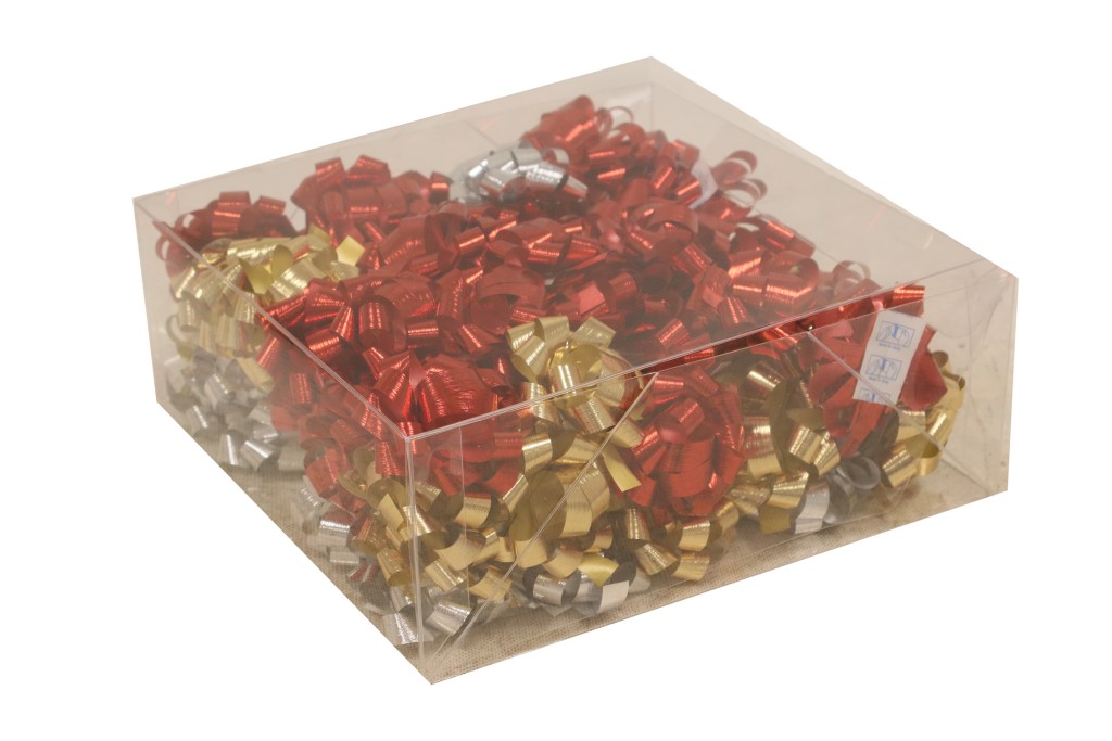 Caja pompones varios 90pcs.