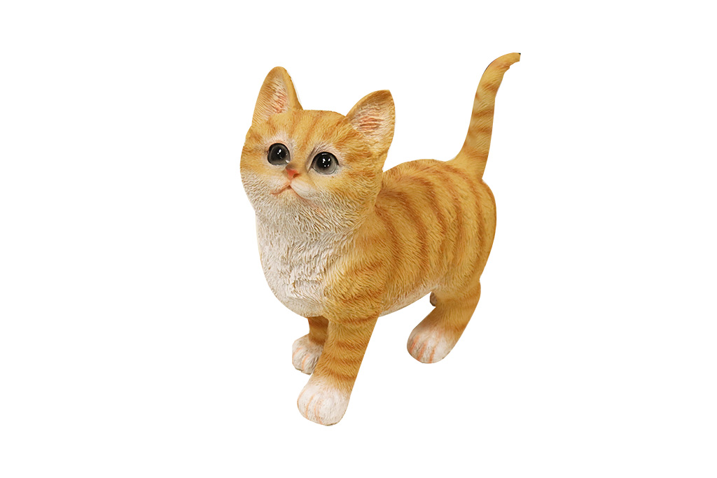 Figurita gato naranja