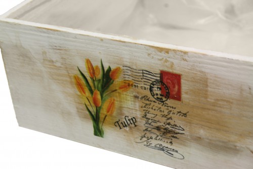 Tulip plastic box