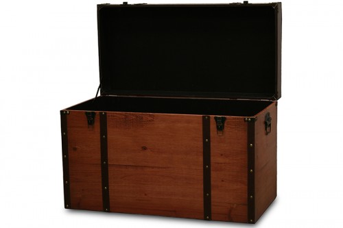 Classic wooden decoration trunk