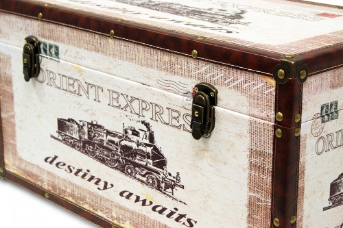 Wooden trunk decoration travel