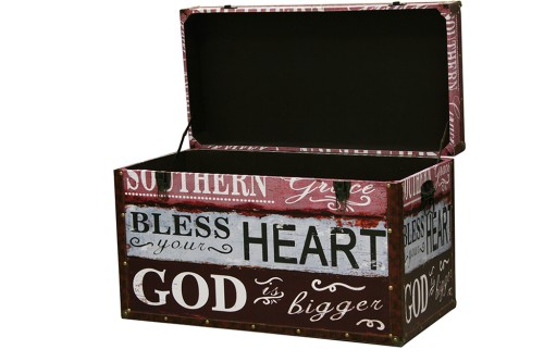 Wooden trunk letter decoration