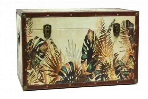 Jungle wooden trunk