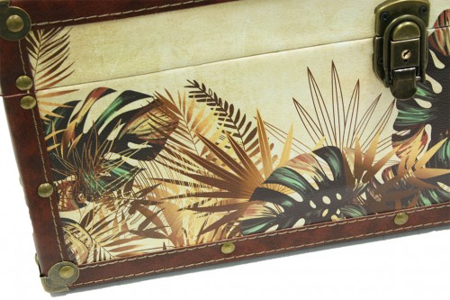 Jungle wooden trunk