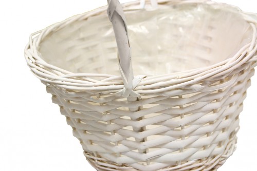 White laminated head basket