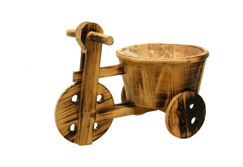 Triciclo de madera en color madera natural para decorar las