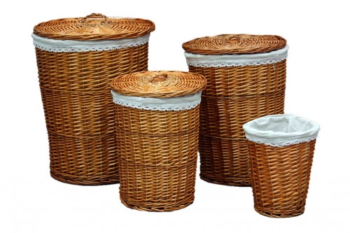 Round wardrobes + brown wicker bin s/4