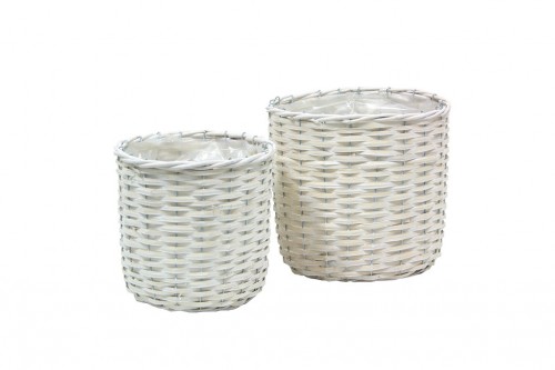 White wicker planters s / 2