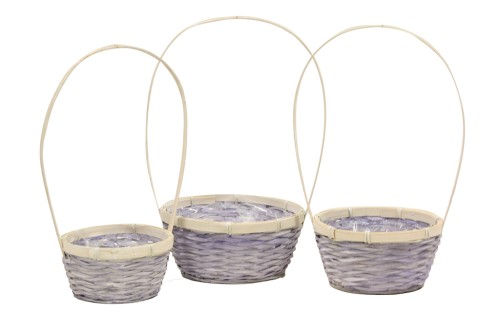 Cestas de mimbre violetas