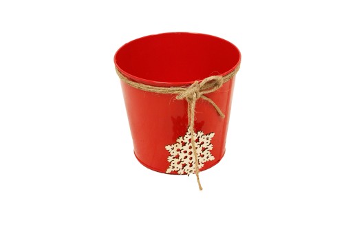 Cubo de metal rojo con copo de nieve