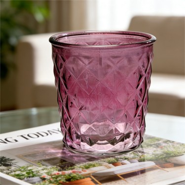 Jarrón morado con relieve