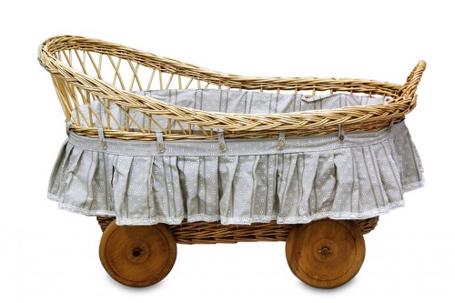 Dense wicker cradle