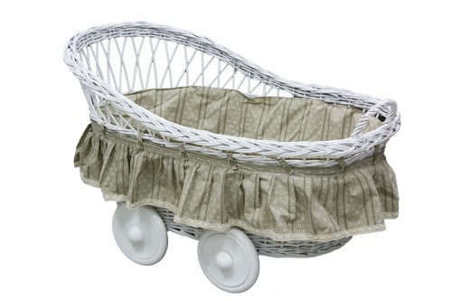 White thick wicker crib