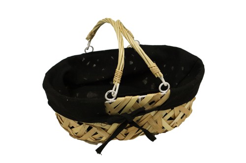 Cesta con tela negra