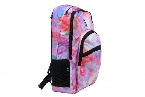 Rucksack mit rosa Herzen