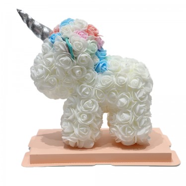 Unicornio blanco deco flores