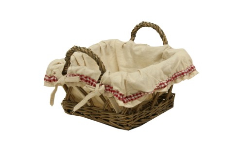 Cesta de mimbre cuadrada