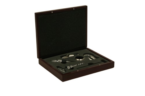 Estuche accesorios vino incompleto