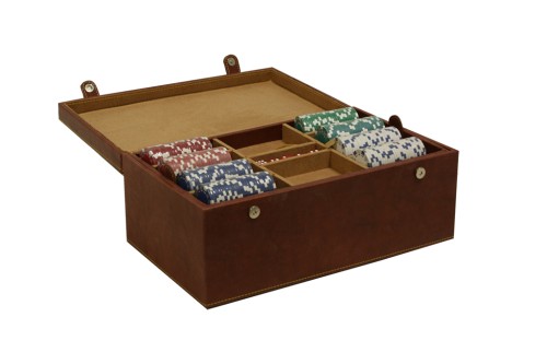 Set de poker y botellero