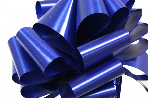 Blue self-assembling bow