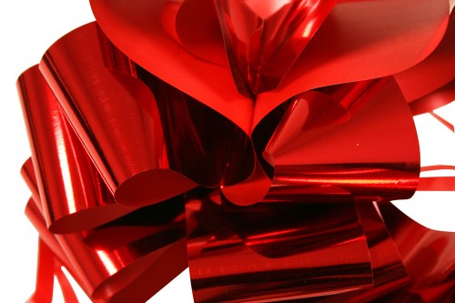 Metallic red bow