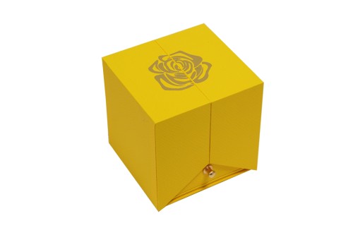 Cajita rosa preservada amarilla joyero sorpresa