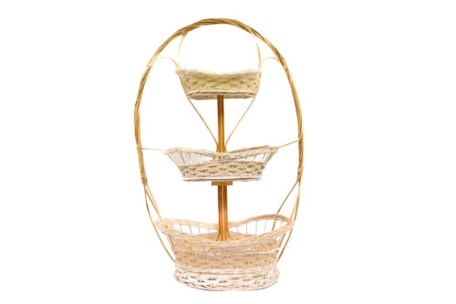 Dreistufiger Korb aus weißem Weidengeflecht